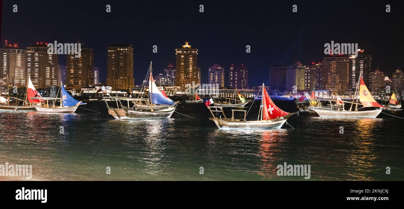 Il Katara International Dhow Festival è un festival culturale annuale ispirato al ricco patrimonio marittimo del Qatar Doha Qatar 10-12-2022 Foto Stock