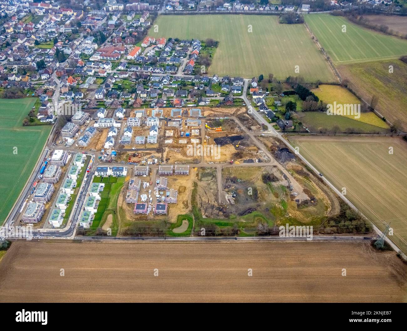 Veduta aerea, parco residenziale Emscherquelle, ex caserma Emscher, cantiere edile e nuovo edificio parco residenziale Emscherquelle a Hohenleucht Foto Stock