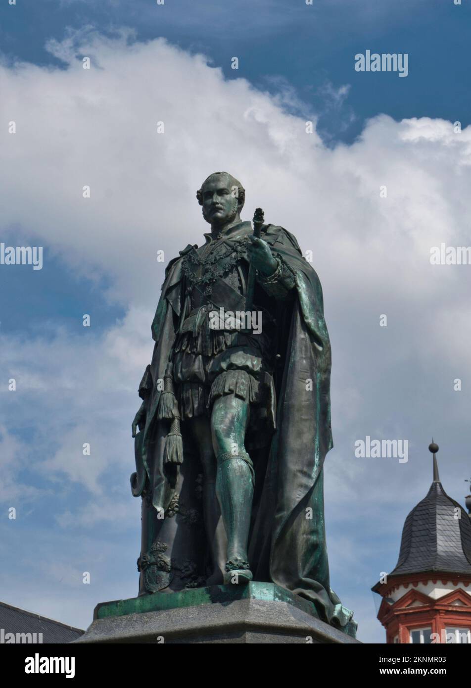 Statua del Principe Alberto nella piazza della città di Coburg, Baviera, Germania Foto Stock