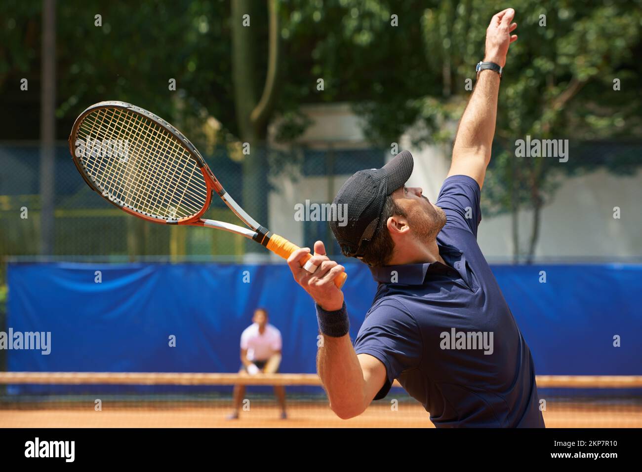 I loro amici e grandi rivali in campo. Due giocatori di tennis maschile sul campo. Foto Stock