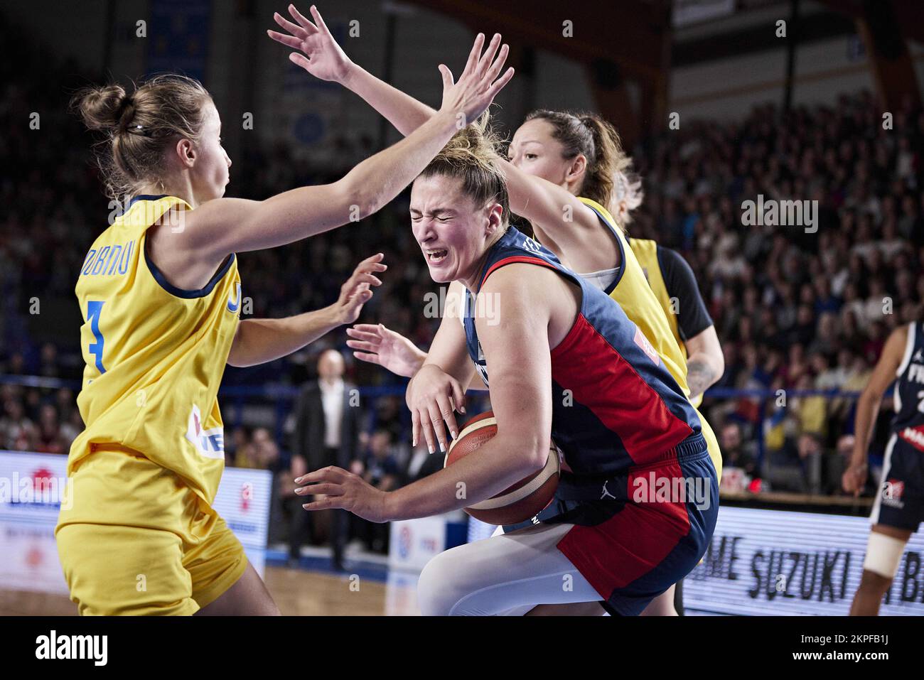 Alexia CHARTEREAU (6) di Francia durante la FIBA Women's EuroBasket 2023, qualificatori Gruppo B, partita di pallacanestro tra Francia e Ucraina il 27 novembre 2022 a Halle Andre Vacheresse a Roanne, Francia - Foto: Ann-dee Lamour/DPPI/LiveMedia Foto Stock