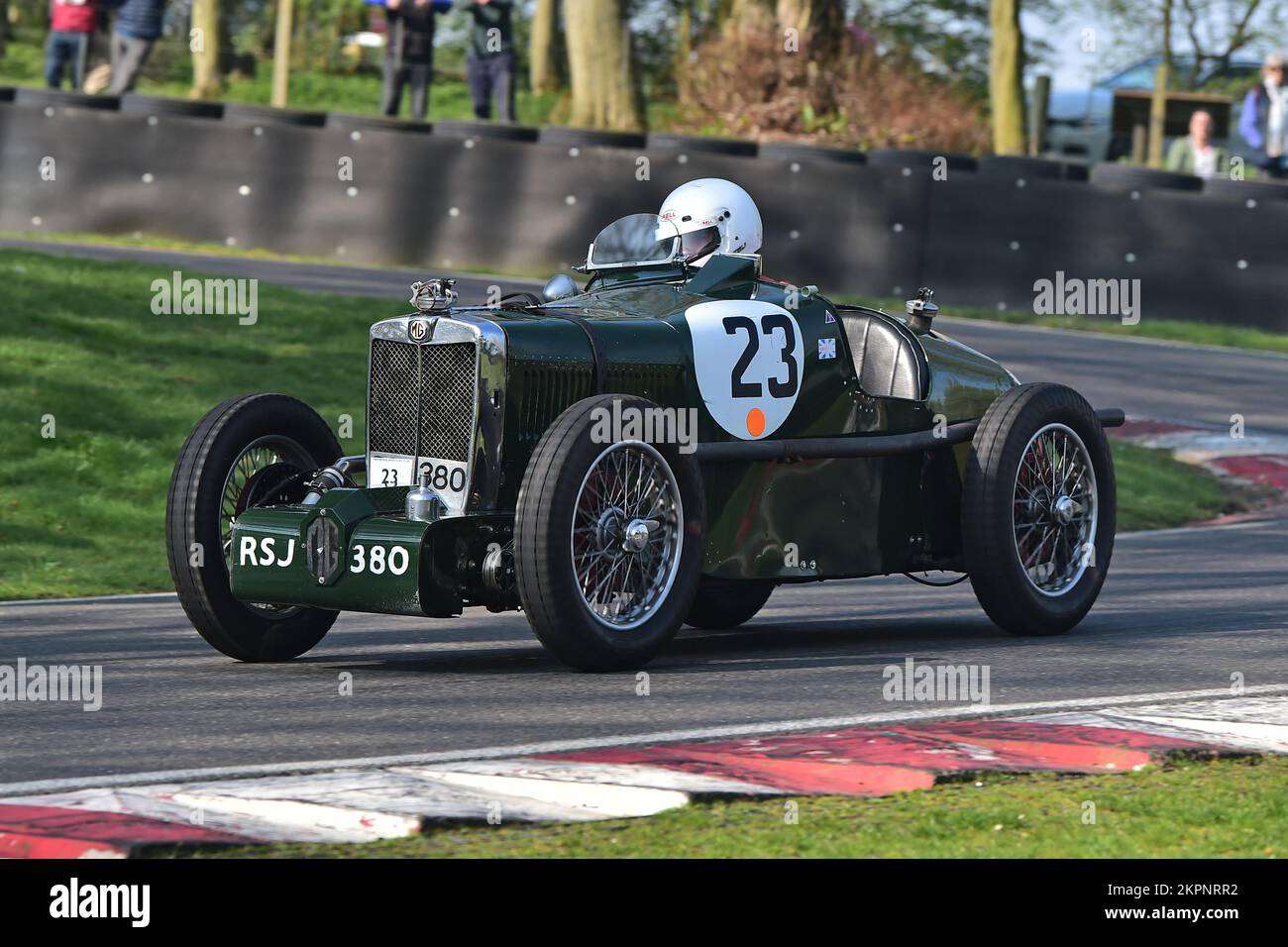 Harry Painter, MG PA, Under 30s Scratch Race, gara di 15 minuti, per i piloti della sezione ‘giovani’, in una propria auto una famiglia uno o uno in prestito per la vigilia Foto Stock