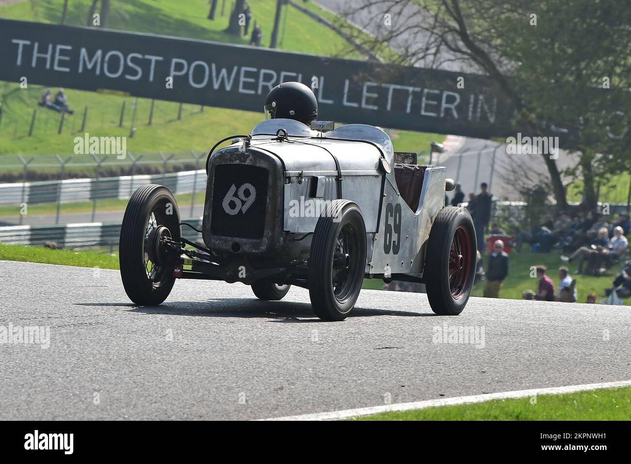 Adam Forster, Austin 7, Under 30s Scratch Race, gara di 15 minuti, per i piloti della sezione ‘giovani’, in una propria auto una famiglia uno o un loaner per la e Foto Stock