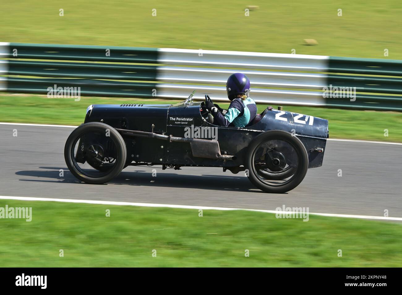 India Walker, Austin 7 Special, Under 30s Scratch Race, gara di 15 minuti, per i piloti della sezione ‘giovani’, in una propria auto una famiglia uno o uno in prestito f Foto Stock