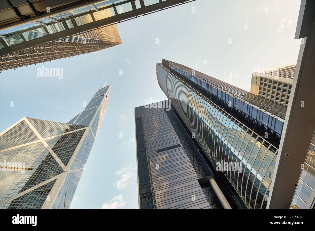 HONG KONG - CIRCA DICEMBRE 2019: Bank of China Tower, ICBC Tower e Citibank Tower come visto a Hong Kong. Foto Stock