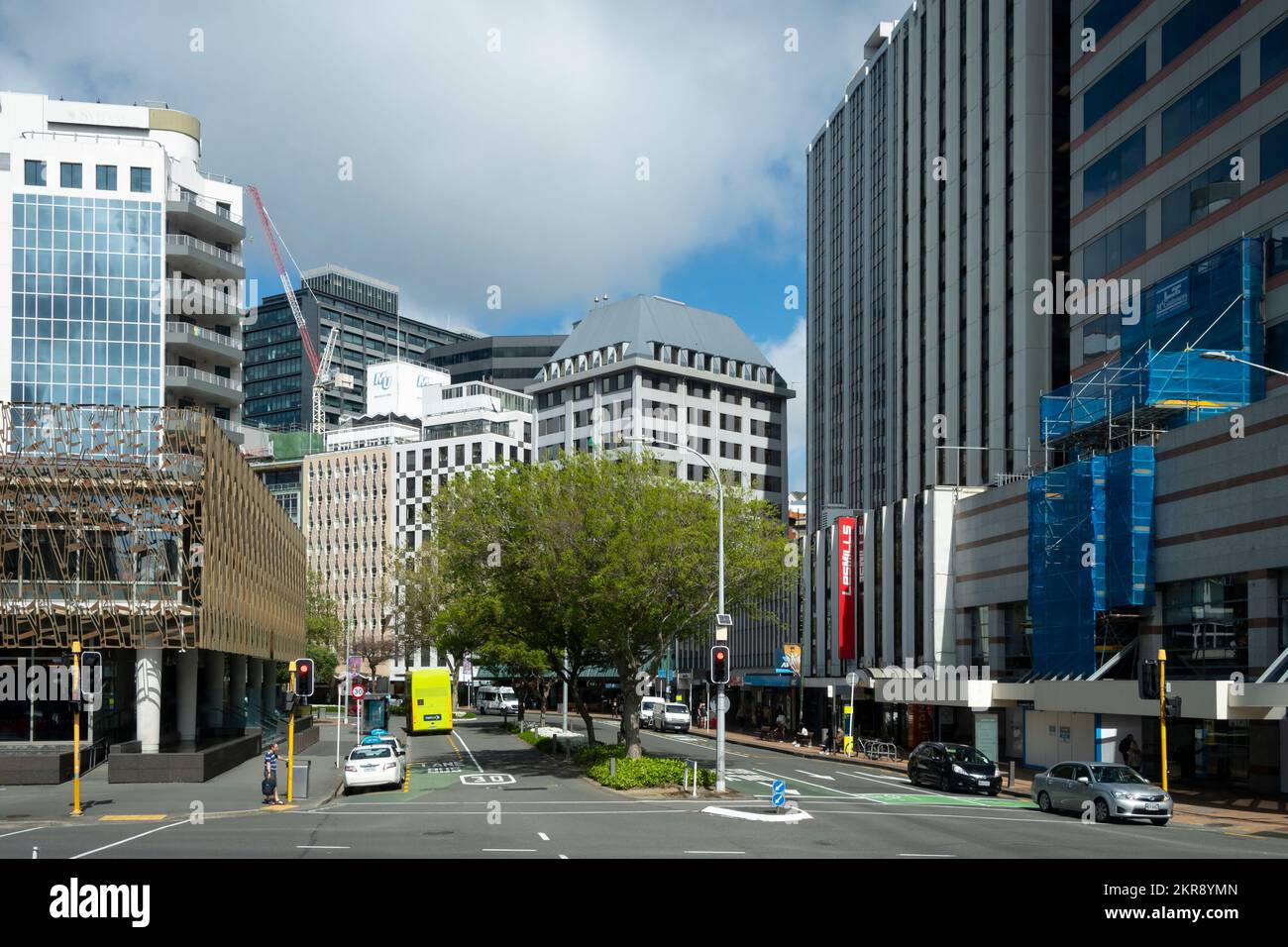 Lambton Quay, la principale strada dello shopping a Wellington, North Island, Nuova Zelanda Foto Stock