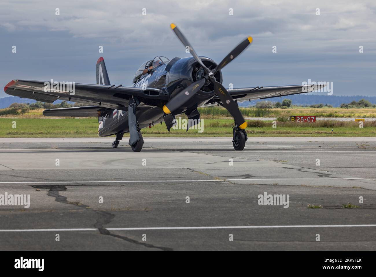 Grumman F8F Bearcat pronto per il decollo di Boundary Bay Canada Foto Stock