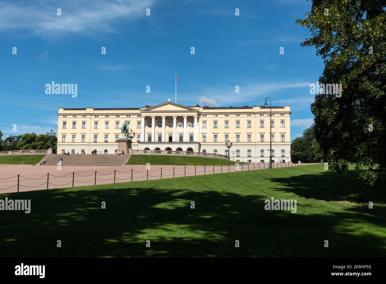 Il Palazzo reale e il giardino, Oslo, Norvegia Foto Stock