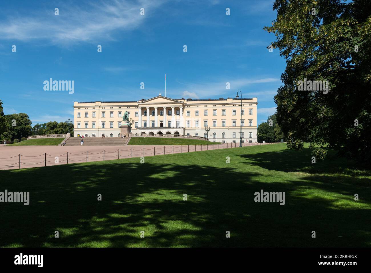 Il Palazzo reale e il giardino, Oslo, Norvegia Foto Stock
