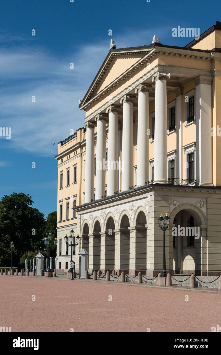 Il Palazzo reale e il giardino, Oslo, Norvegia Foto Stock