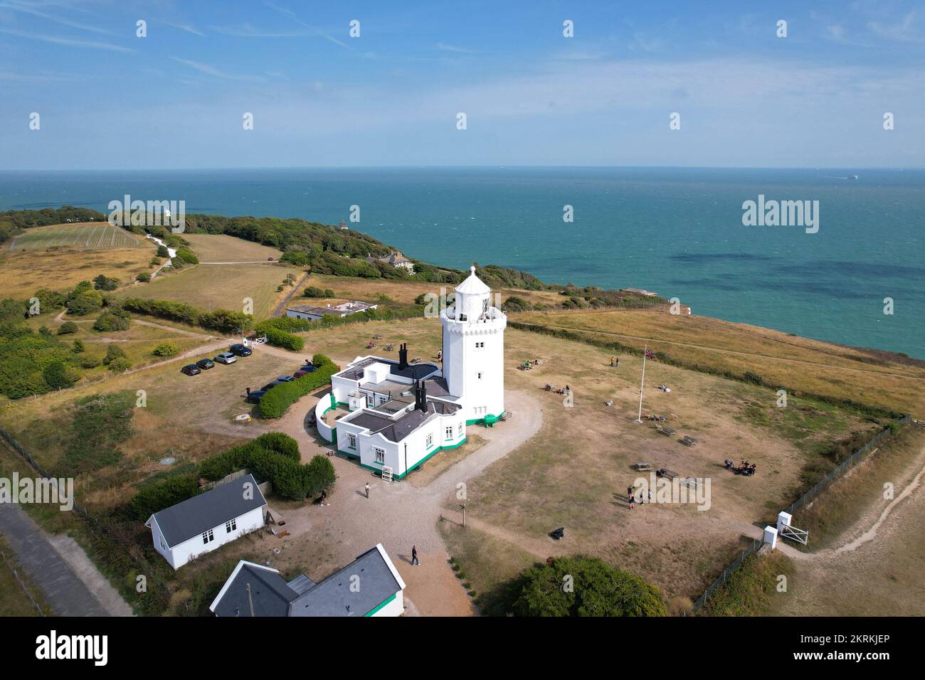Scogliere bianche di dover Kent UK South Foreland Lighthouse vista aerea drone Foto Stock
