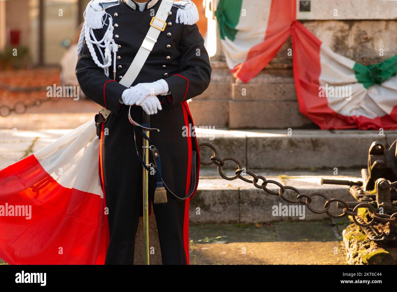 L'Italia, Lombardia, le celebrazioni per il 4 di novembre, italiano di Polizia Militare Corpi Armati chiamati Carabinieri Foto Stock