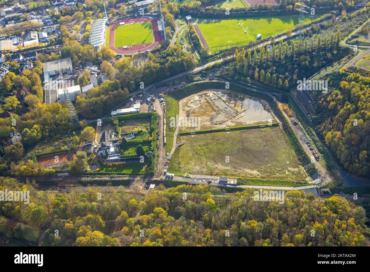 Vista aerea, cantiere di ritenzione idrica per le acque piovane Wattenscheider Bach, Ückendorf, Gelsenkirchen, zona della Ruhr, Renania settentrionale-Vestfalia, Germania, C. Foto Stock