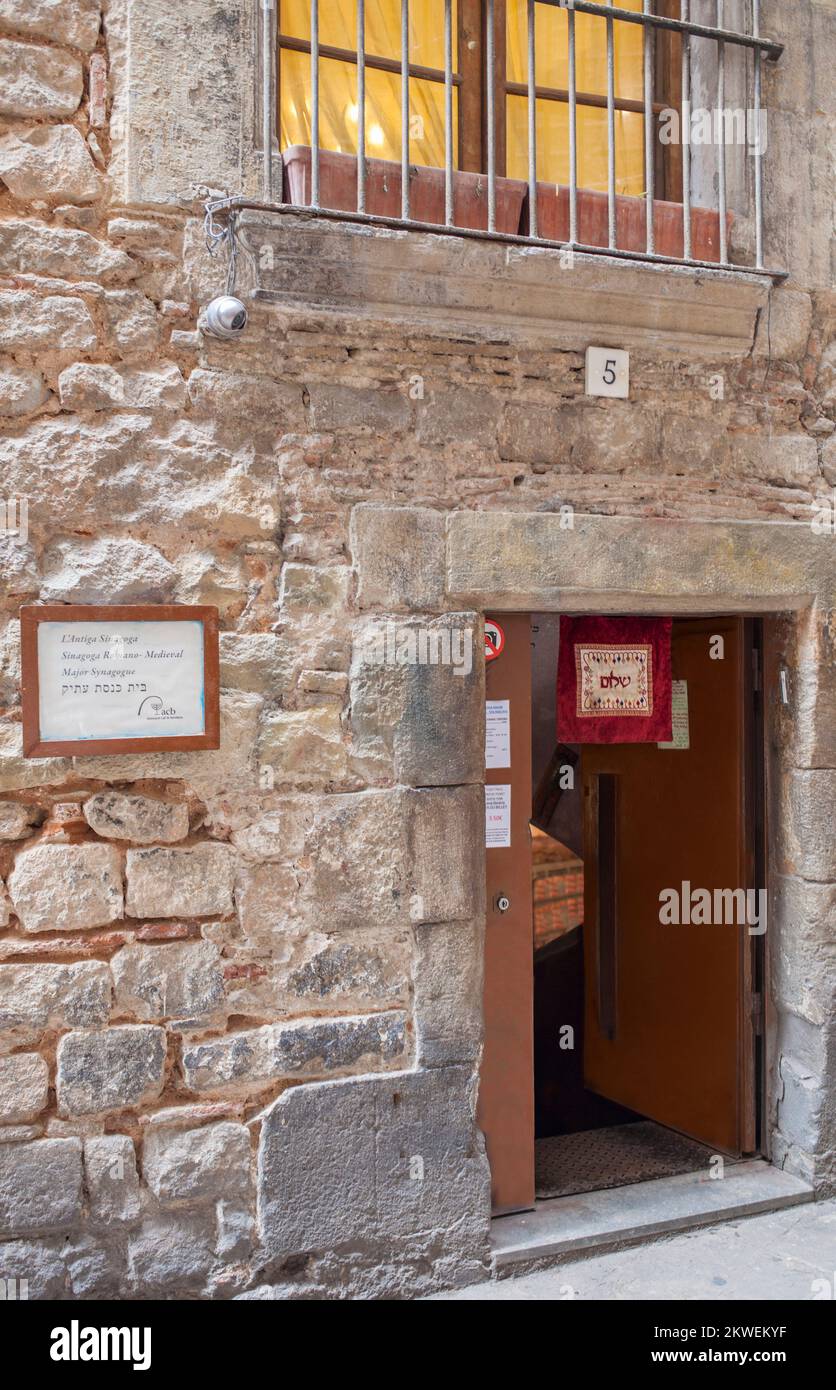 Barcellona, Spagna - Dicembre 29th 2019: Sinagoga medievale del quartiere ebraico. Catalogna, Spagna Foto Stock