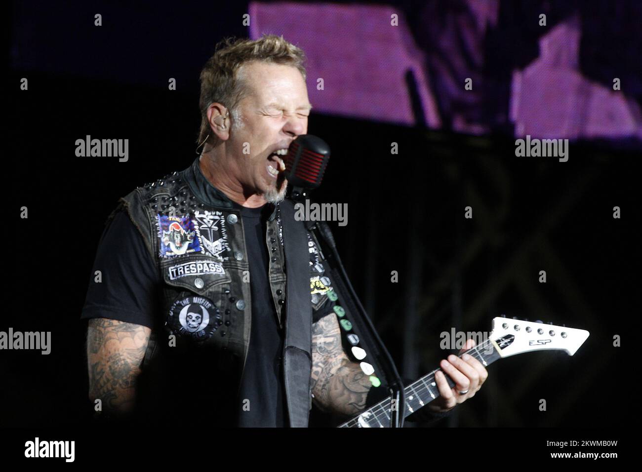 08.05.2012., Beograd, Serbia - la band americana heavy metal metallica ha tenuto un grande concerto all'Usce di Belgrado di fronte a circa 30.000 spettatori, eseguendo l'album nero nella sua interezza per celebrare il 20th° anniversario della sua pubblicazione Foto: Marko Mrkonjic/PIXSELL Foto Stock