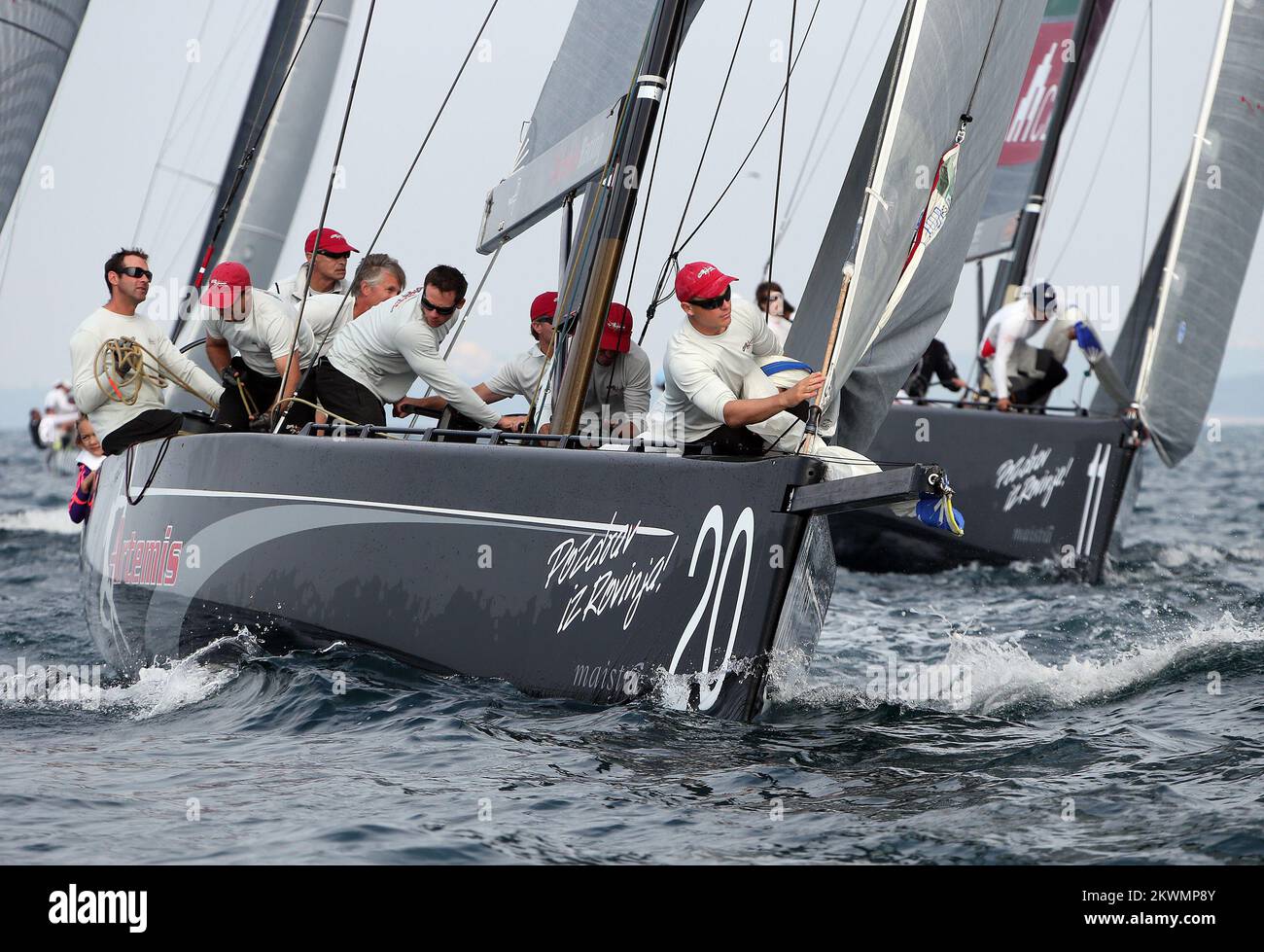 07.10.2012., Rovigno, Croazia - giorno 5 del Campionato Mondiale Adris RC44 2012. Artemis Racing Team. Foto: Jurica Galoic/PIXSELL Foto Stock