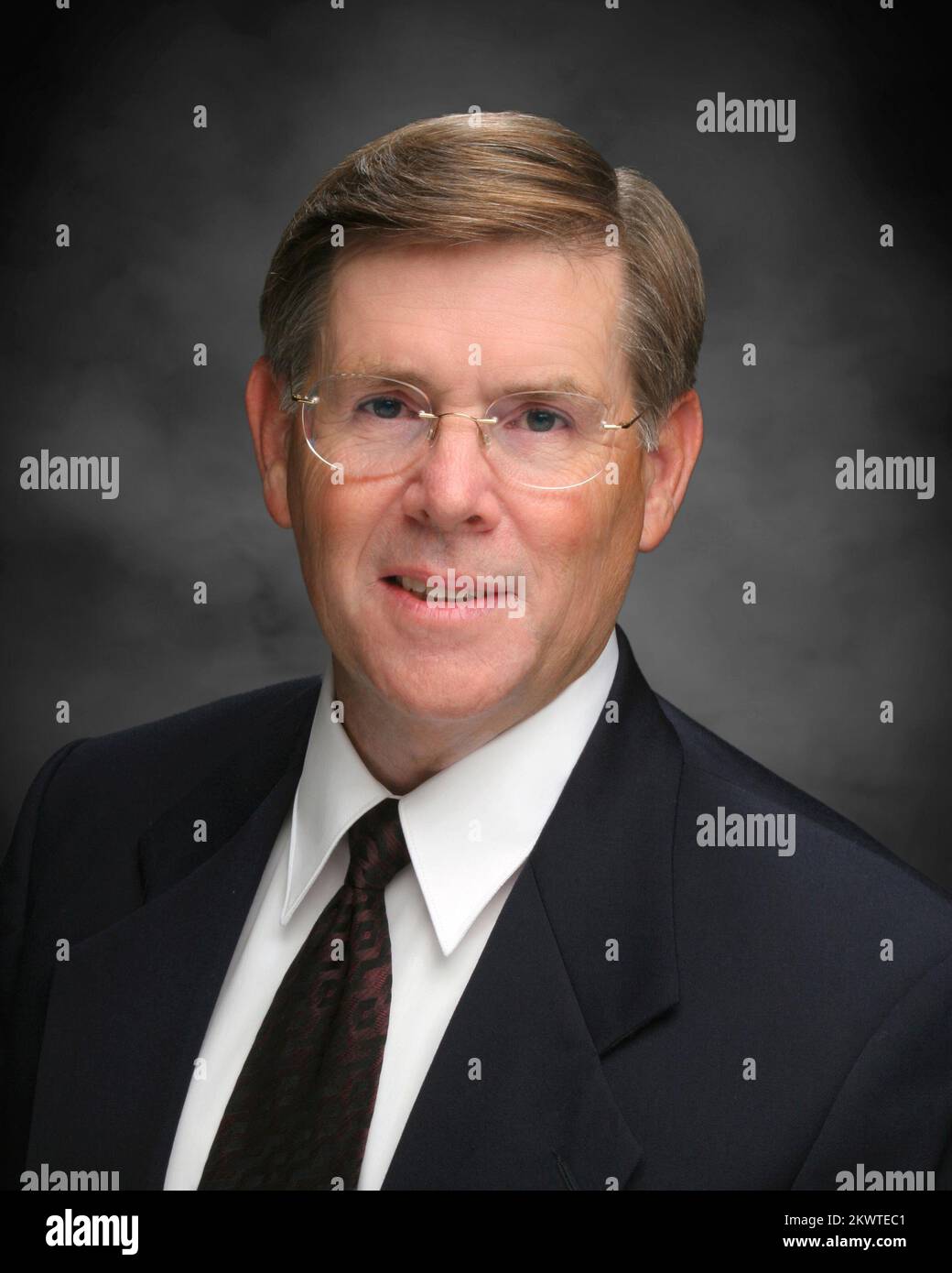 Langley, WA, 1 gennaio 2004 Dennis Hunsinger, PhD, Direttore della FEMA Region 10 (Bothell, WA). Fotografia di Michael Stadler.. Fotografie relative a disastri e programmi, attività e funzionari di gestione delle emergenze Foto Stock Langley, WA, 1 gennaio 2004 Dennis Hunsinger, PhD, Direttore della FEMA Region 10 (Bothell, WA). Fotografia di Michael Stadler.. Fotografie relative a disastri e programmi, attività e funzionari di gestione delle emergenze Foto Stock