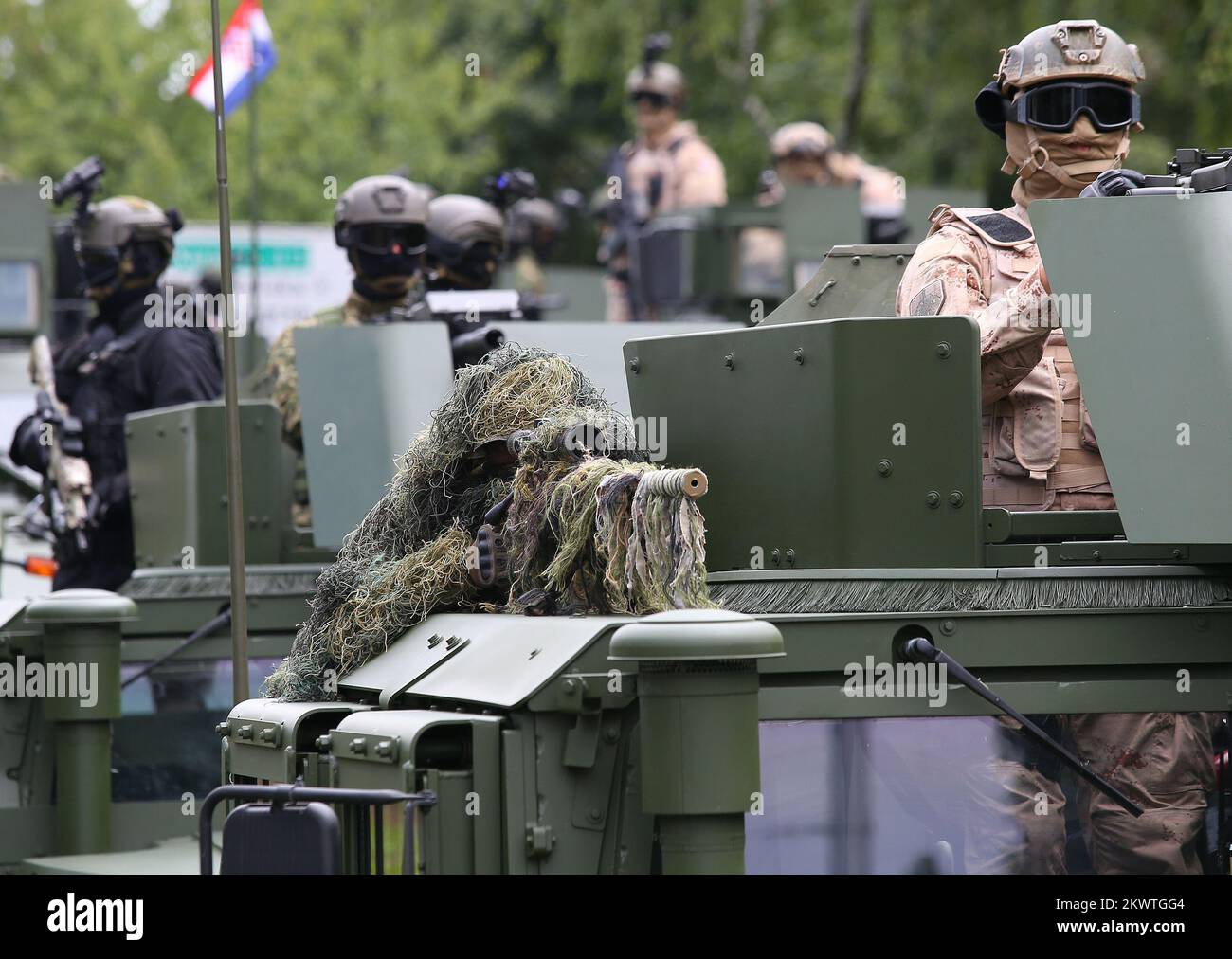 01.08.2015., Croazia, Zagabria - Prove della parata militare in occasione del 20th° anniversario dell'operazione militare Storm. Foto Stock