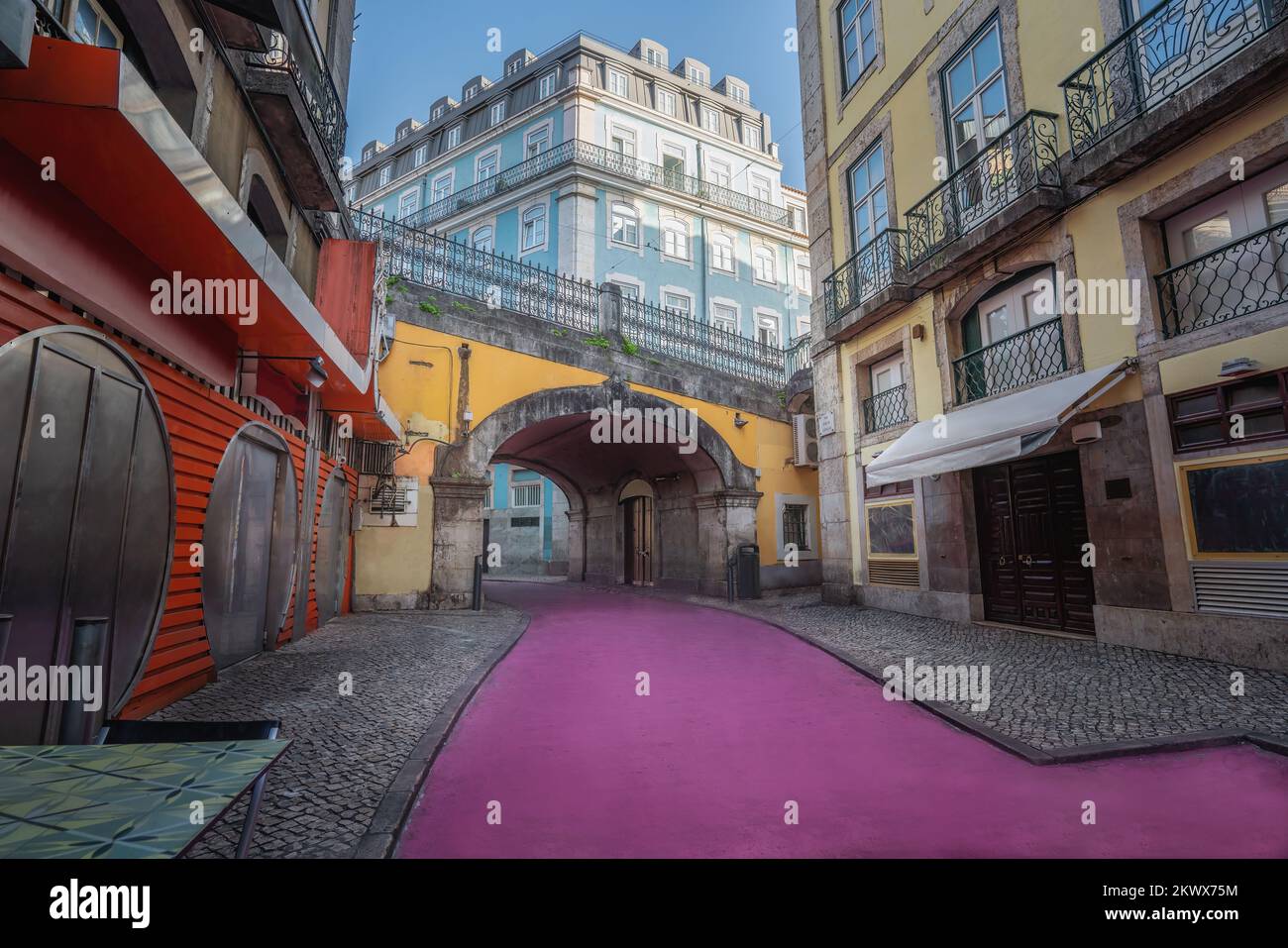 Via Rosa (Rua Cor de Rosa) a Cais do Sodre - Lisbona, Portogallo Foto Stock