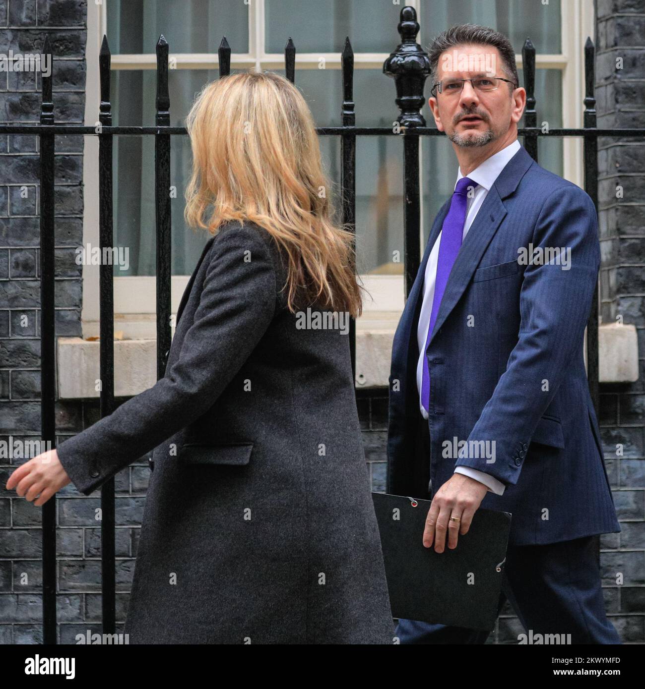 Londra, Regno Unito. 30th Nov 2022. Steve Baker, Ministro di Stato per l'Irlanda del Nord nel governo Sunak, politico del Partito conservatore britannico, entra in Downing Street a Westminster. Credit: Imageplotter/Alamy Live News Foto Stock