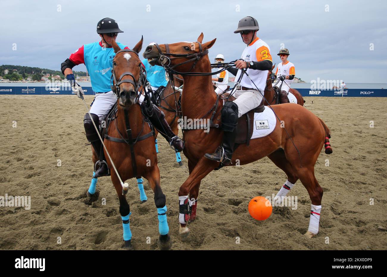 20.05.2017., Croazia, Rovigno - 2. Coppa di polo sulla spiaggia di Rovigno. La partita tra le squadre D1 milanesi e il Team Miller. Foto: Jurica Galoic/PIXSELL Foto Stock