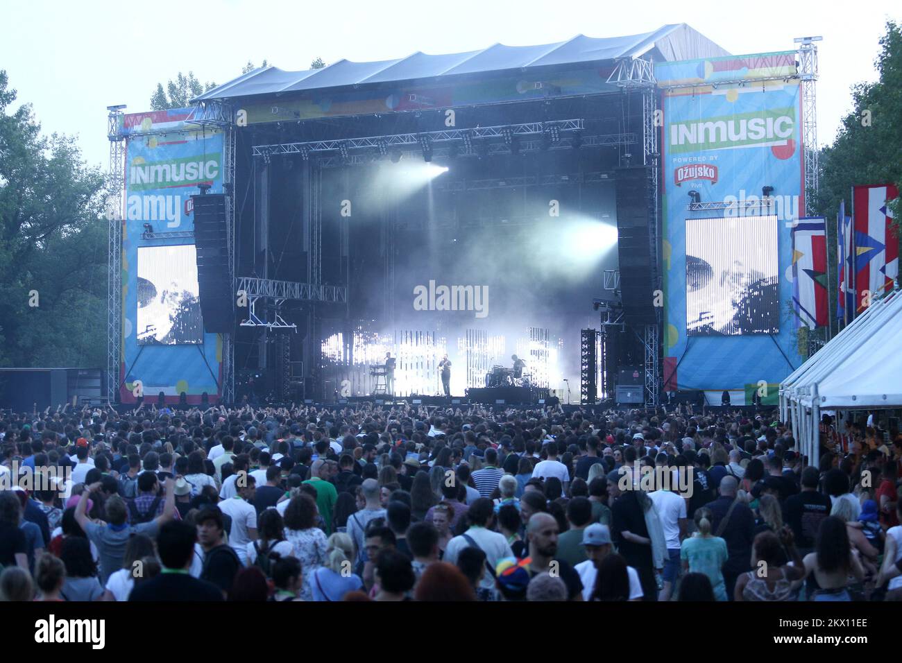 20.06.2017., Zagabria, Croazia - i giganti della roccia indie Alt-J si esibiscono durante il festival INmusic, il più grande festival internazionale all'aperto della Croazia. Il festival si svolge sull'Isola della Gioventù, nel mezzo del lago Jarun di Zagabria. Foto: Anto Magzan/PIXSELL Foto Stock