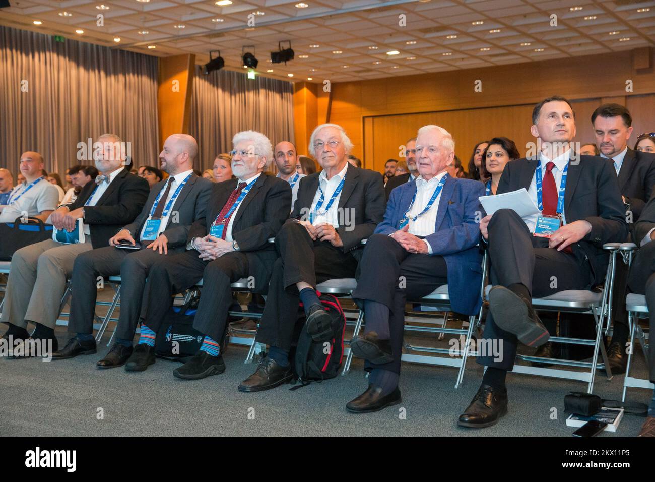 21.06.2017., Croazia, Dubrovnik - al Palace Hotel si tiene la 10th Conferenza Internazionale ISABS 2017 sulla genetica forense e antropologica. Premio Nobel Professor Robert Huber (Max Planck Institute of Biochemistry), pH.D. Herald zun Hausen (Università di Heildeberg), Dragan Primorac. Foto: Grgo Jelavic/PIXSELL Foto Stock