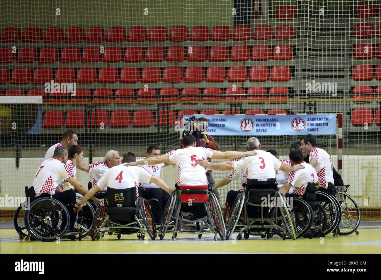 29.11.2017., Kutija Sibica Sports Hall, Zagabria, Croazia - il primo gioco di pallamano per sedie a rotelle nella storia tra Croazia e Italia. Foto: Slavko Midzor/PIXSELL Foto Stock