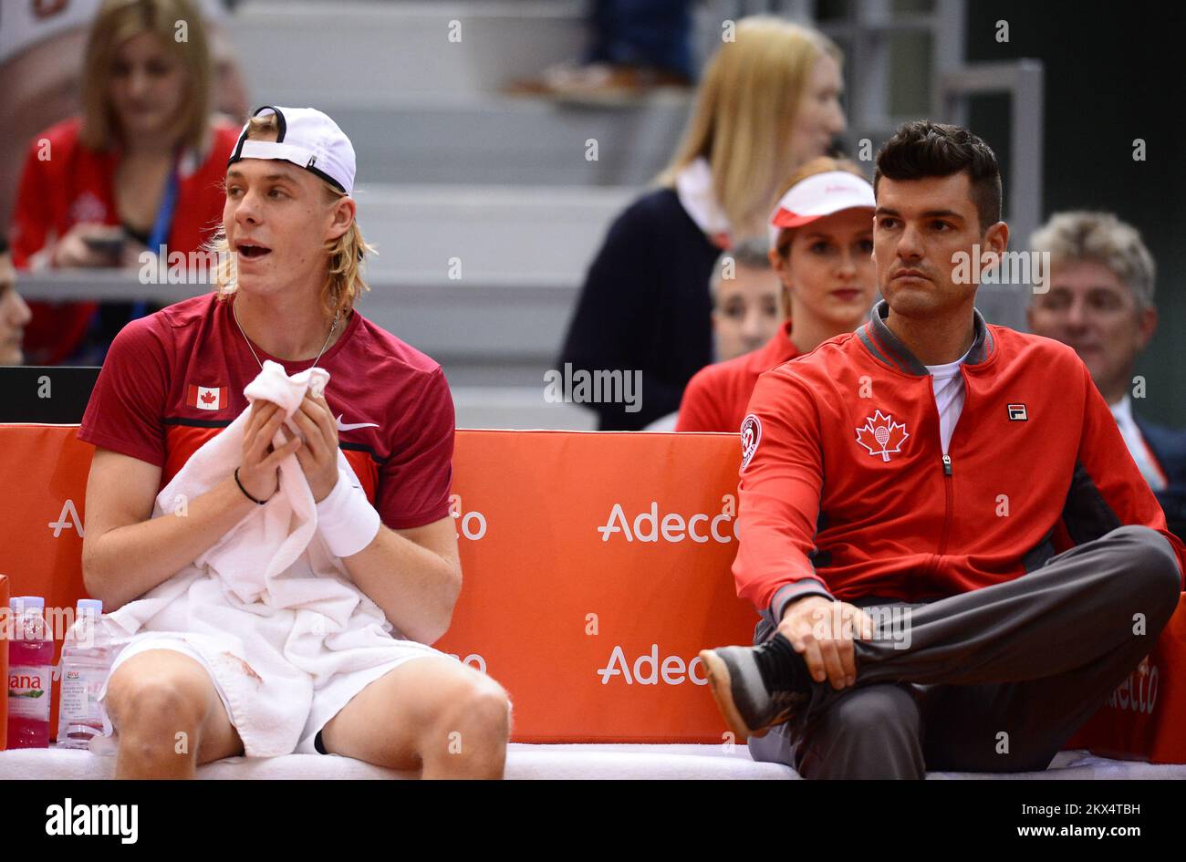 04.02.2018., City sports hall, Osijek - 1. Turno di Coppa Davis, Croazia-Canada, terzo giorno, 4. Partita, Borna Coric - Denis Shapovalov.Frank Dancevic. Foto: Marko Prpic/PIXSELL Foto Stock