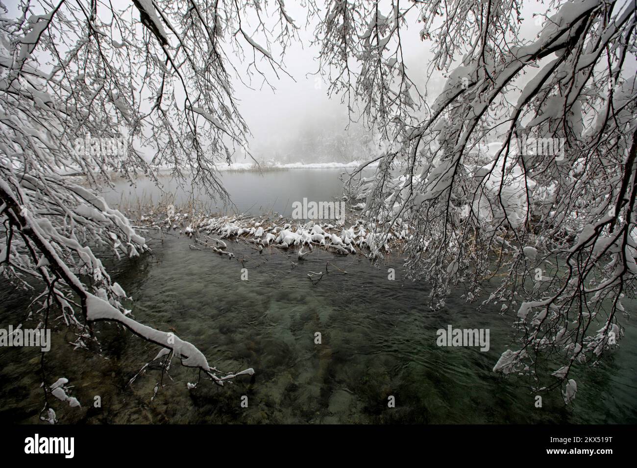 24.02.2018., Parco nazionale dei Laghi di Plitvice innevati in Croazia Foto: Boris Scitar/Vecernji list Foto Stock 24.02.2018., Parco nazionale dei Laghi di Plitvice innevati in Croazia Foto: Boris Scitar/Vecernji list Foto Stock