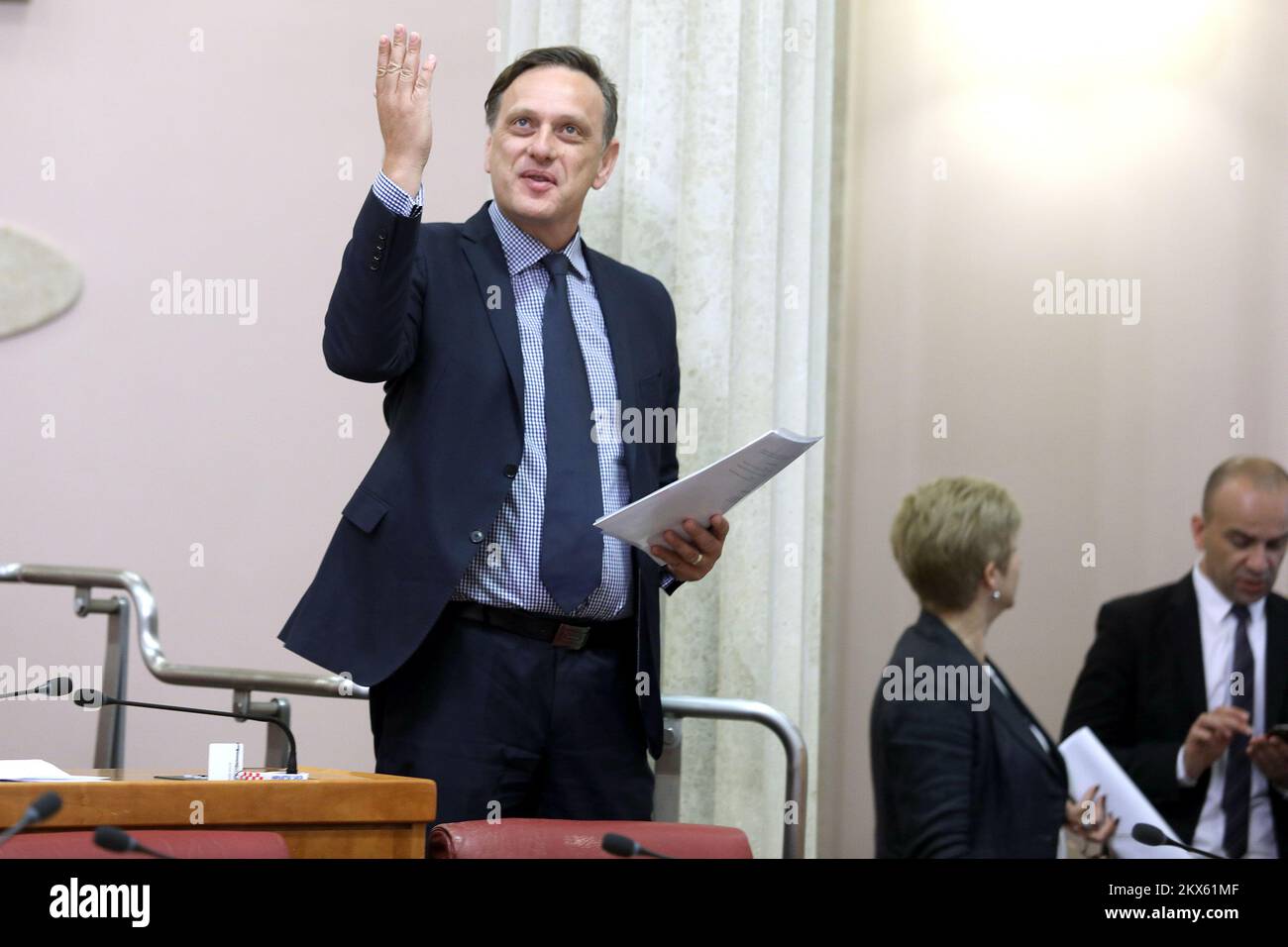 04.05.2018., Croazia, Zagabria - in una visita al Parlamento croato oggi è stato un gruppo di donne imprenditrici di Pola. Nel corso di una visita, è emerso che vi erano più visitatori in Parlamento rispetto ai parlamentari. I rappresentanti che sono venuti in parlamento si sono divertiti con i visitatori. Foto: Patrik Macek/PIXSELL Foto Stock