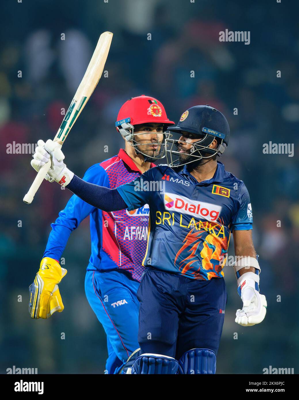 Kandy, Sri Lanka. 30th novembre 2022. Il KUSAL Mendis dello Sri Lanka festeggia cinquanta manches durante la partita di cricket ODI del 3rd tra Sri Lanka e Afghanistan al Pallekele International Cricket Stadium di Kandy il 30th novembre 2022. Viraj Kothalwala/Alamy Live News Foto Stock