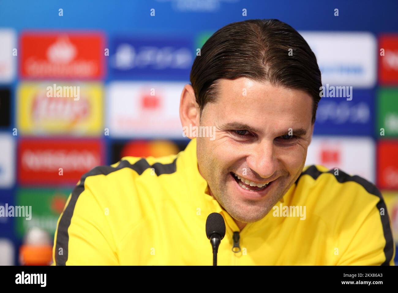 27.08.2018., Zagabria, Croazia - BSC Young Boys conferenza in vista della partita di domani dei campioni UEFA 4th Leaguewith GNK Dinamo. Gerardo Seoane, Guillame Hoarau. Foto: Luka Stanzl/PIXSELL Foto Stock