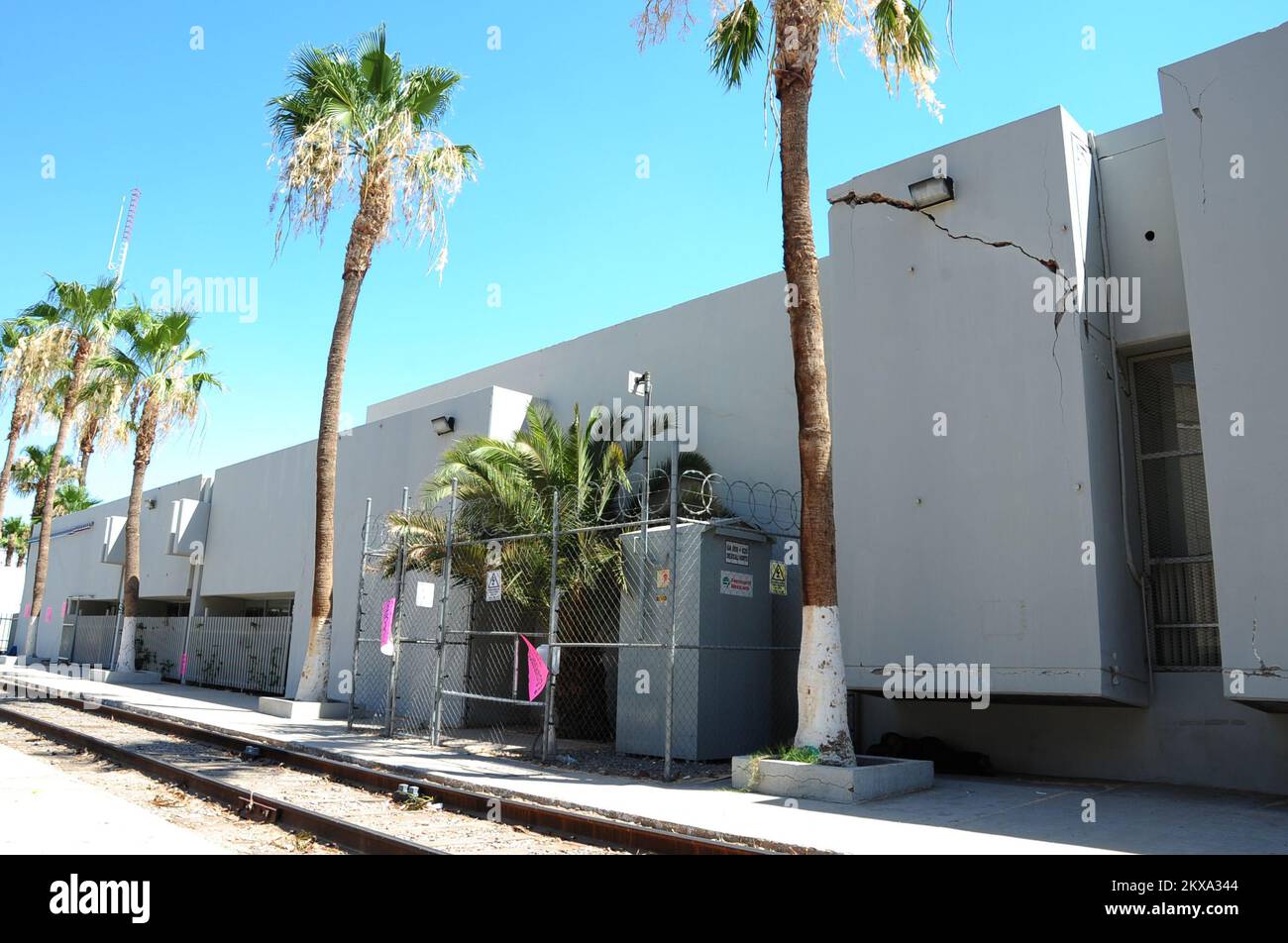 Terremoto - Calexico, Calif. , 18 giugno 2010 presso la United States Port Authority, un recente 7. Il terremoto di magnitudo 2 ha colpito sia il Messico che gli Stati Uniti. Si tratta di un'area con un alto livello di sismicità storica, ed è stata anche recentemente attiva. Adam DuBrowa/FEMA. Terremoto in California. Fotografie relative a disastri e programmi, attività e funzionari di gestione delle emergenze Foto Stock