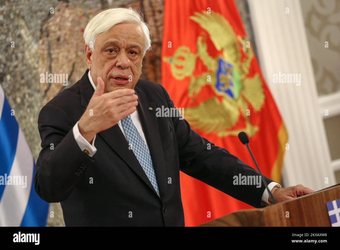 07.03.2019., Podgorica, Montenegro - il presidente greco Prokopis Pavlopoulos e il presidente montenegrino Milo Djukanovic in una conferenza stampa a Vila Gorica. Foto: Filip Filipovic/HaloPix/PIXSELL Foto Stock