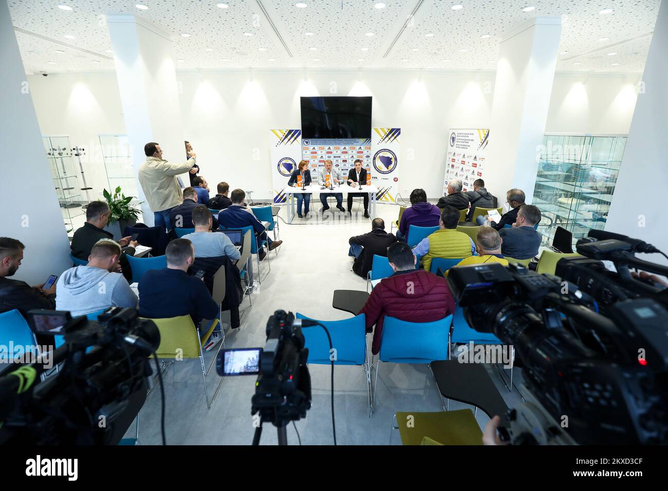 23.09.2019., Sarajevo, Bosnia-Erzegovina -Bosnia-Erzegovina Robert Prosinecki, allenatore nazionale, ha pubblicato una lista di giocatori che ha invitato a giocare contro la Finlandia e la Grecia nelle qualificazioni del Campionato europeo. Foto: Armin Durgut/PIXSELL Foto Stock