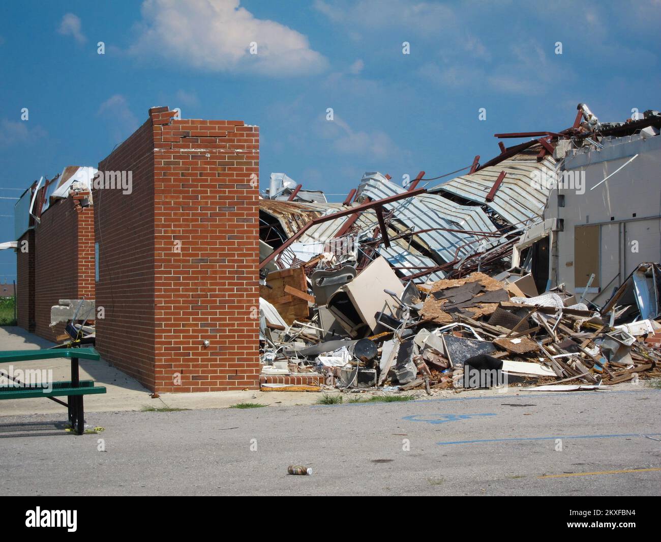Tornado Hackleburg, Ala. , 19 luglio 2011 Hackleburg High School, 189