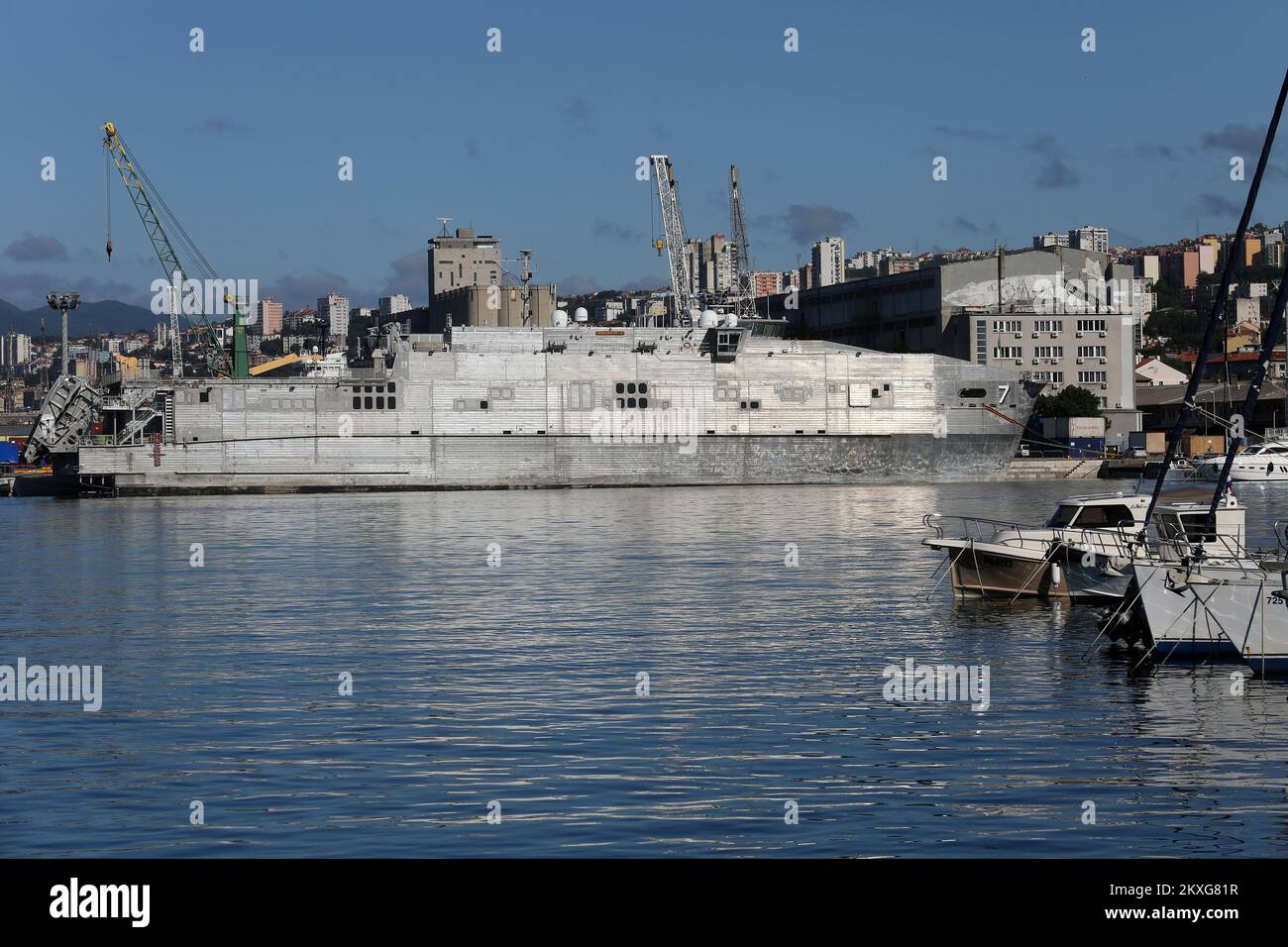 06.06.2020., Croazia, Rijeka - la nave da guerra americana USNS Carson City della classe Spearhead navigò nel porto di Rijeka e fu ormeggiata al molo di De Franceschi. Foto: Goran Kovacic/PIXSELL Foto Stock