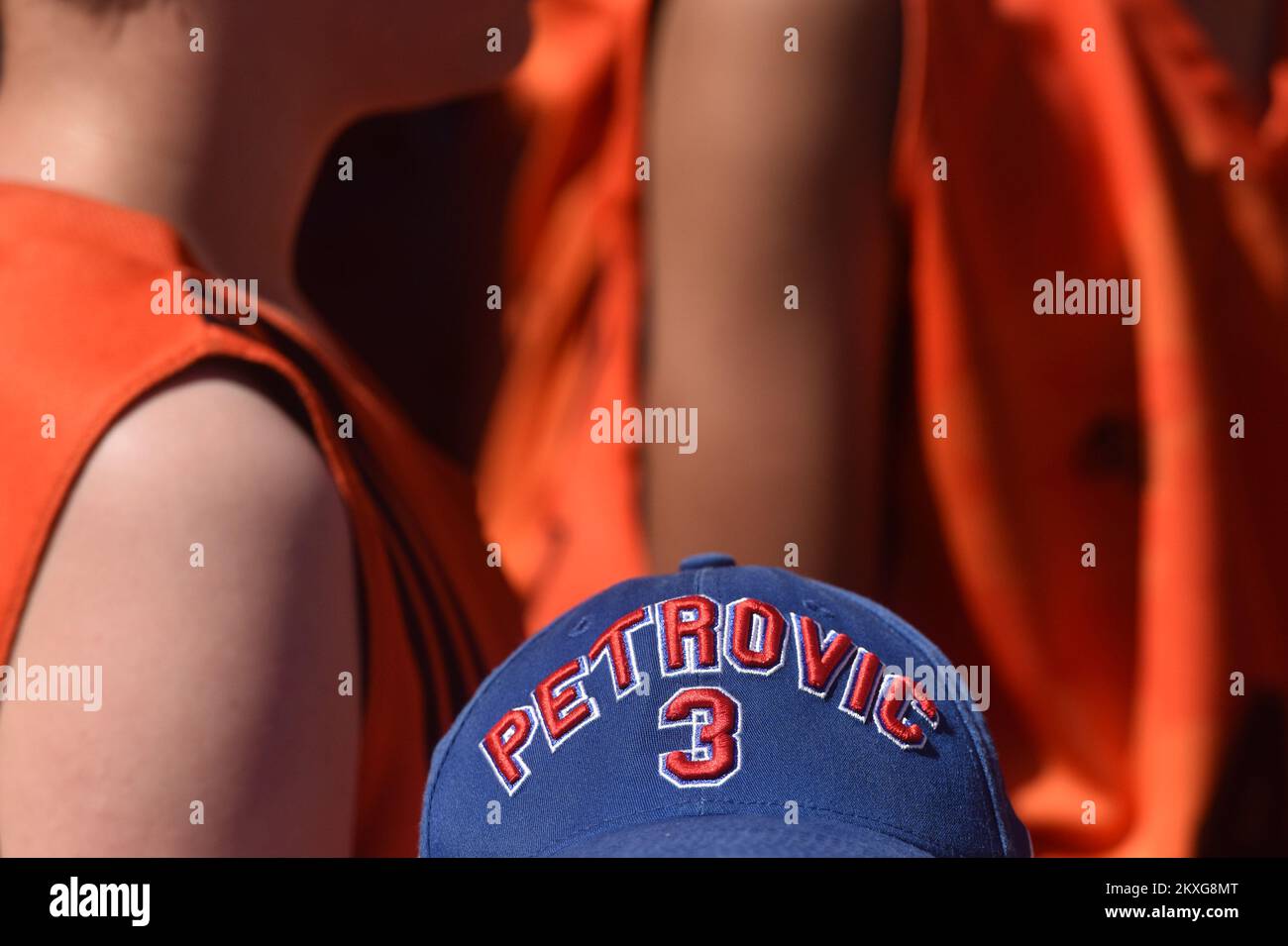 07.06.2020., Sibenik - Croazia Marks 27 anni senza Drazen Petrovic poco prima dell'estate del 1993, un incidente stradale sulla strada statale vicino alla città tedesca di Ingolstadt privò la Croazia di uno dei migliori atleti di tutti i tempi - l'unico Drazen Petrovic. Il 7 giugno è stato così trasformato in un giorno di shock, tristezza e incredulità, e ogni 7 giugno che è seguito in un giorno di ricordo. Il genio del basket aveva lasciato un segno indelebile a livello globale, anche se non conosceremo mai il suo pieno impatto dal momento che è stato preso da noi prima che abbia compiuto 30 anni. Foto: Hrvoje Jelavic/PIXSELL Foto Stock