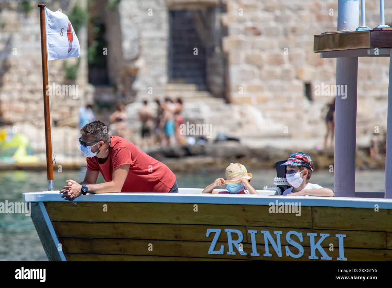 20.07.2020., Dubrovnik, Croazia - turisti che visitano la città vecchia di Dubrovnik. Foto: Grgo Jelavic/PIXSELL Foto Stock