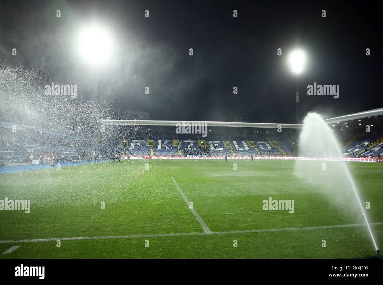 Una visione generale dello Stadio Grbavica precedente UEFA euro 2020 partita delle semifinali di play-off tra Bosnia-Erzegovina e Irlanda del Nord allo Stadio Grbavica il 8 ottobre 2020 a Sarajevo, Bosnia-Erzegovina. Foto: Armin Drugut/PIXSELL Foto Stock