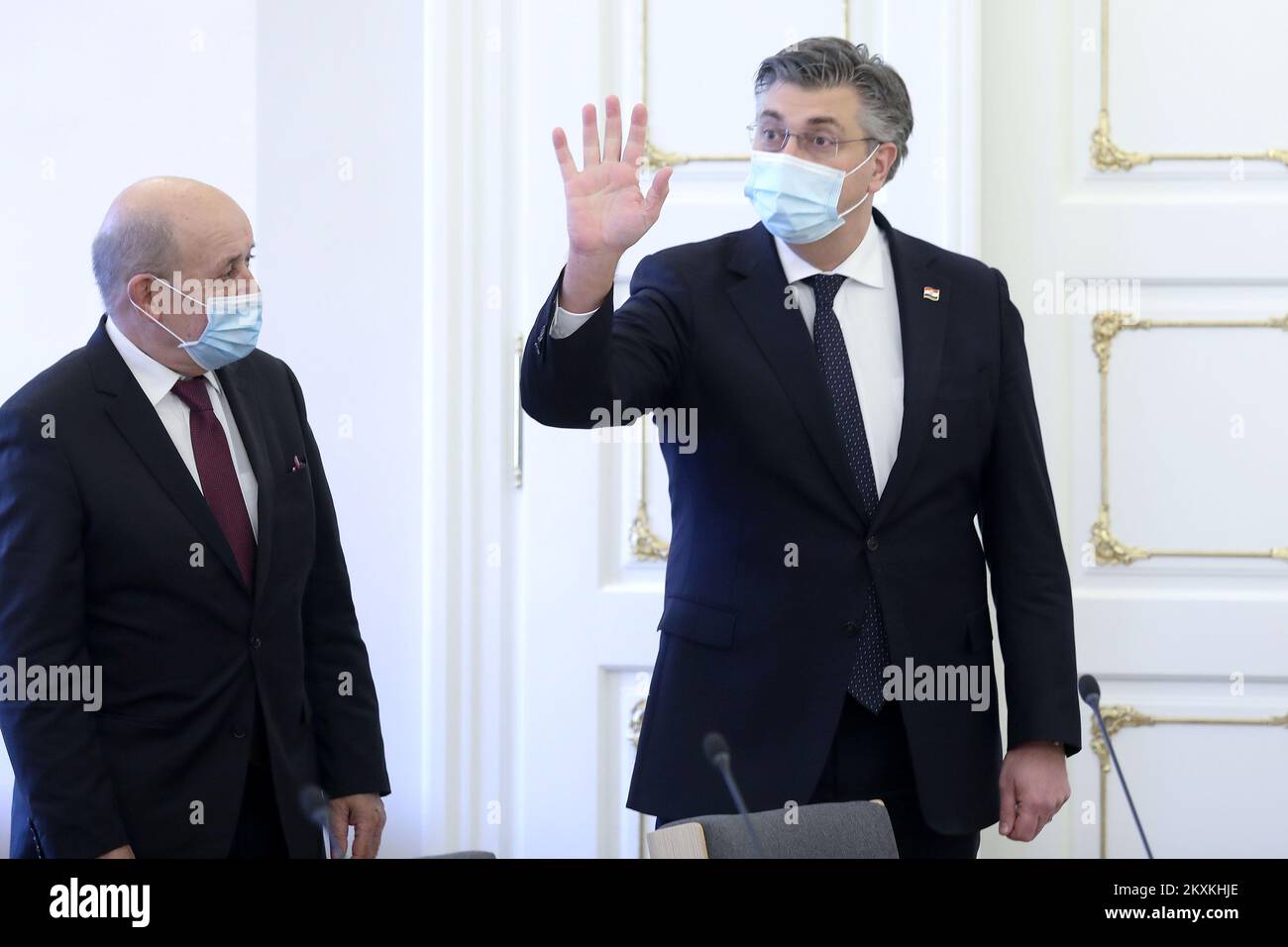 Il primo ministro croato Andrej Plenkovic incontra il ministro francese dell'Europa e degli Affari esteri Jean Yves le Drian, a Zagabria, in Croazia, il 14 gennaio 2021. Foto: Patrik Macek/PIXSELL Foto Stock