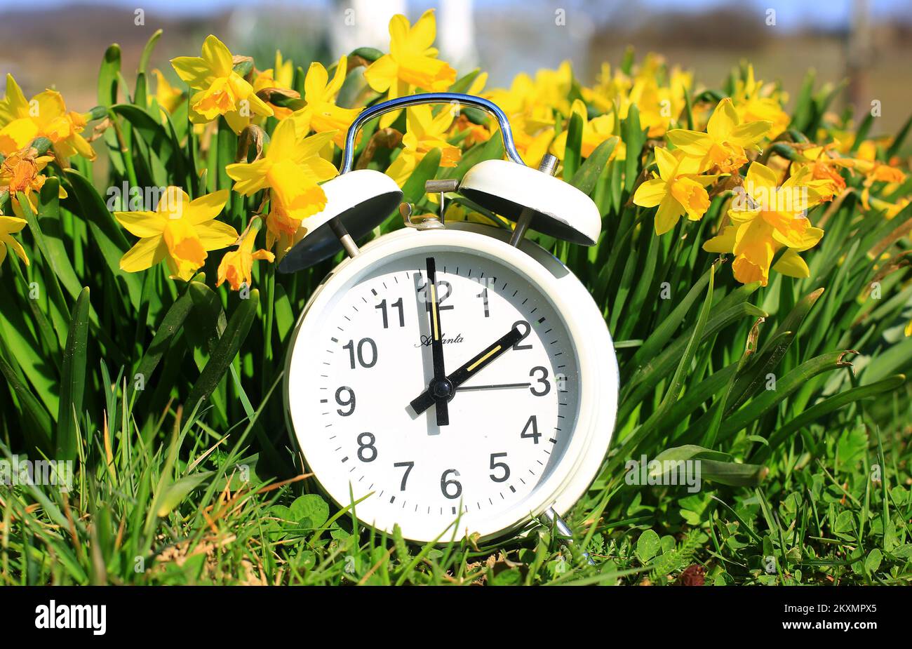 Foto scattata il 25 marzo 2021 mostra la foto illustrativa della sveglia a Karlovac, Croatia.When ora locale standard sta per raggiungere Domenica, 28 marzo 2021, 02:00:00:03 orologi sono ruotati in avanti 1 ora a Domenica, 28 marzo 2021,:00:00:00 ora locale luce del giorno invece. Foto: Kristina Stedul Fabac/PIXSELL Foto Stock