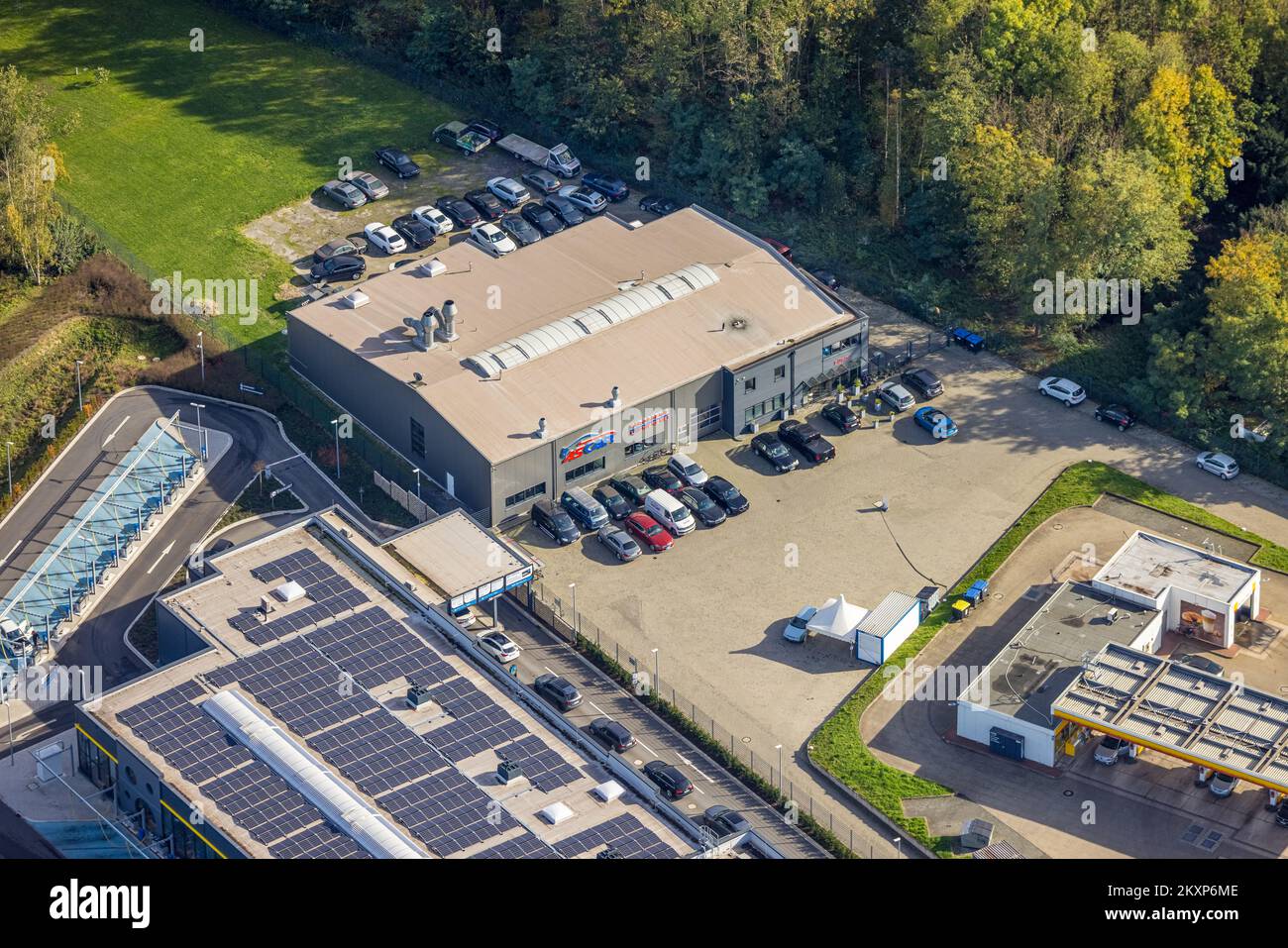 Veduta aerea, carrozzeria e verniciatura Ascar, Friedrich-Ebert-Strasse, zona industriale di Bärenstrasse, Overbruch, Duisburg, Regione della Ruhr, Nord Reno-Wes Foto Stock