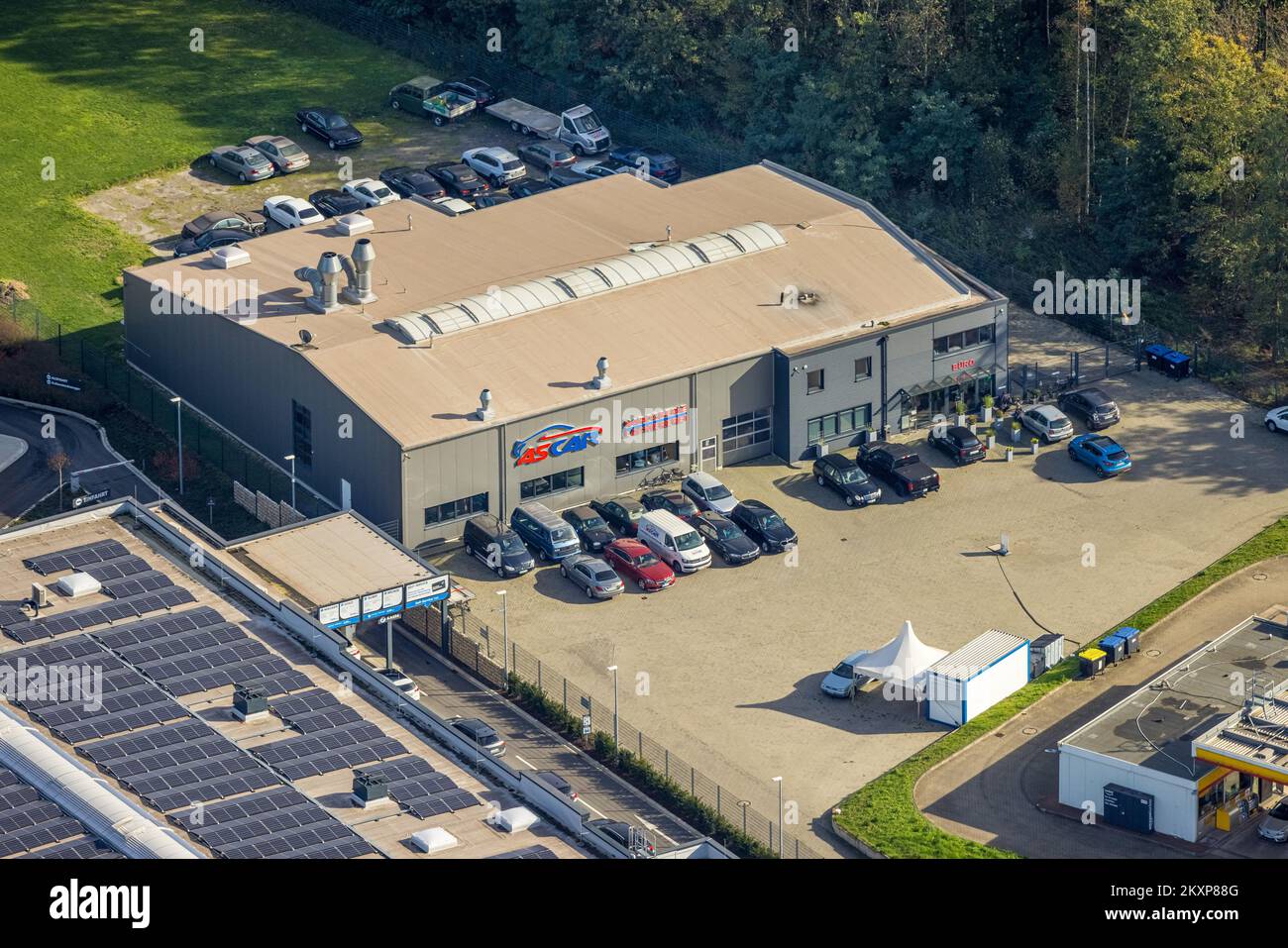Veduta aerea, carrozzeria e verniciatura Ascar, Friedrich-Ebert-Strasse, zona industriale di Bärenstrasse, Overbruch, Duisburg, Regione della Ruhr, Nord Reno-Wes Foto Stock