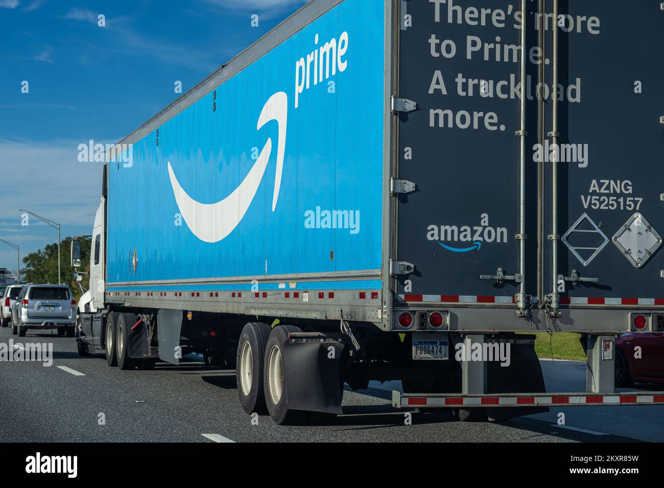 Camion Amazon prime sull'Interstate 75 in Florida. (USA) Foto Stock