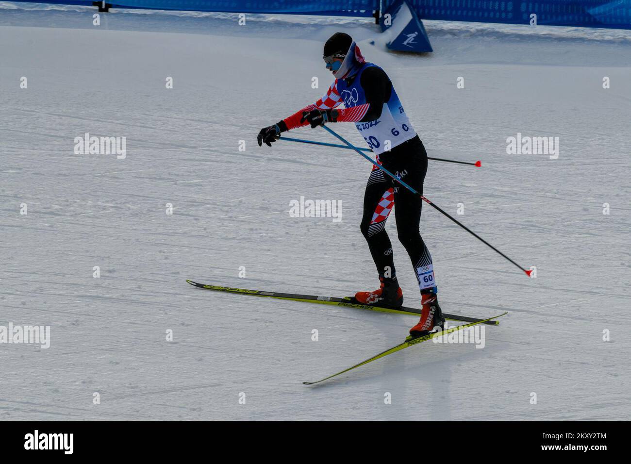 Marko Skender durante la gara di sci di fondo alle Olimpiadi invernali di Pechino, Cina, il 19 febbraio 2022. Il russo Alexander Bolsunov (25) ha vinto il titolo di vincitore olimpico nella maratona di sci di fondo alle Olimpiadi invernali di Pechino, mentre il rappresentante croato Marko Skender ha vinto il 57th° posto. Foto: Jaki Franja/PIXSELL Foto Stock