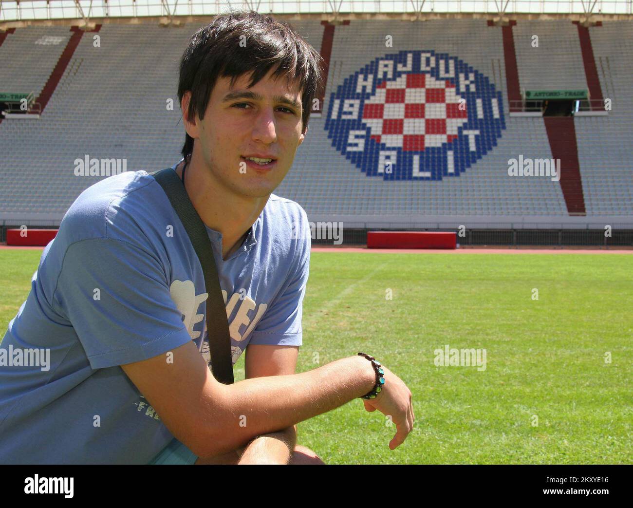 Nikola Kalinic posa al Poljud Stadium Foto Stock