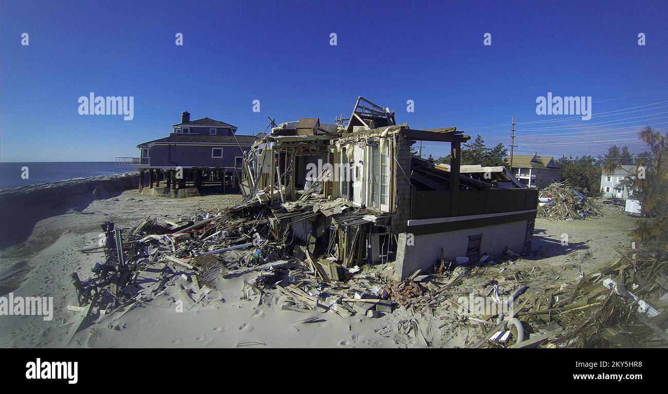 Danni causati dall'uragano Sandy, Matoloking New Jersey. New Jersey forti tempeste e venti in linea retta. Fotografie relative a disastri e programmi, attività e funzionari di gestione delle emergenze Foto Stock