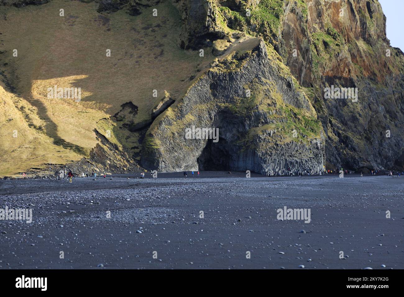 Spiaggia Cave a Reynisfjara Black Sand Beach Foto Stock